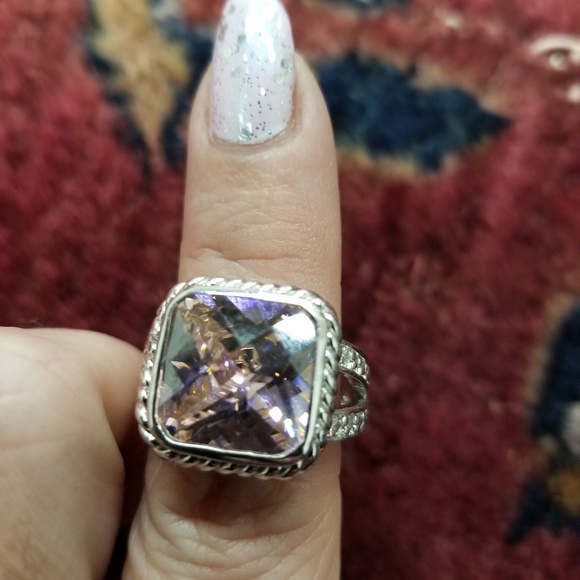 .925 Sterling Silver Gorgeous Pink CZ Ring. 7 - Picture 7 of 8